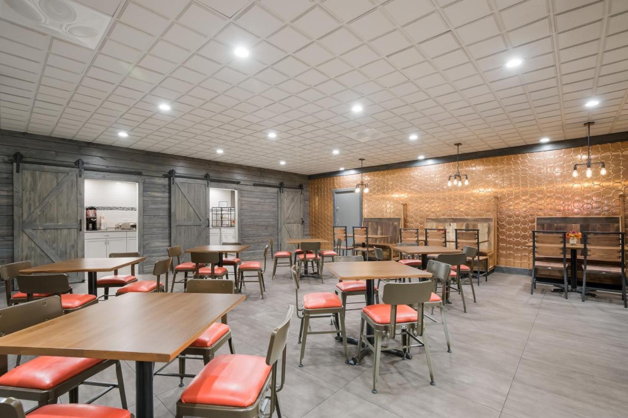 Quality Inn 乔利埃特 外观 照片